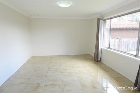 Property photo of 21 Comberford Close Prairiewood NSW 2176