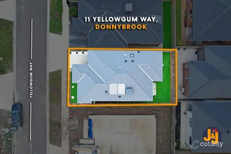 Property photo of 11 Yellowgum Way Donnybrook VIC 3064