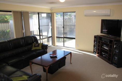 Property photo of 51 Courtland Crescent Redcliffe WA 6104