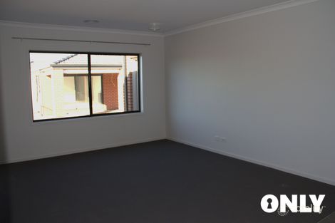 Property photo of 15 Danton Circuit Clyde North VIC 3978