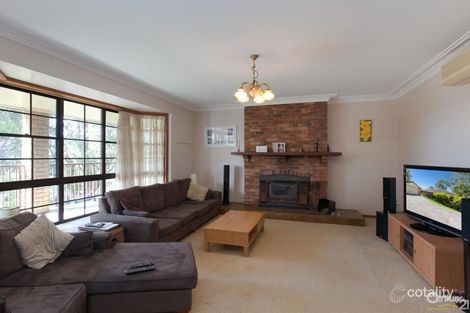 Property photo of 10 Lampeter Close Mount Hutton NSW 2290