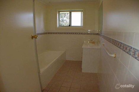 Property photo of 10 Narina Way Aberfoyle Park SA 5159