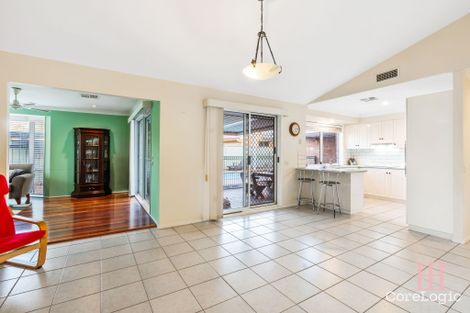 Property photo of 27 Brownlow Court Wattle Grove NSW 2173