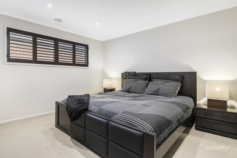Property photo of 26 Mullein Bend Cranbourne North VIC 3977