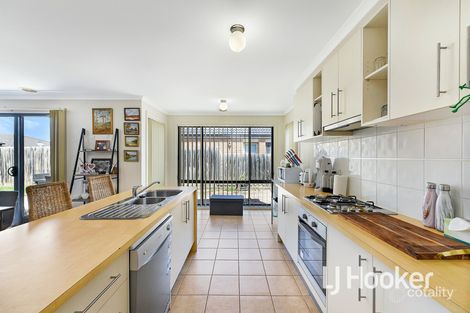 Property photo of 11 Kulkami Way Cranbourne West VIC 3977