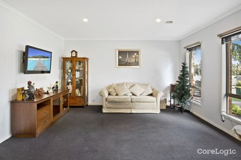 Property photo of 31 Andrew Street Mooroolbark VIC 3138