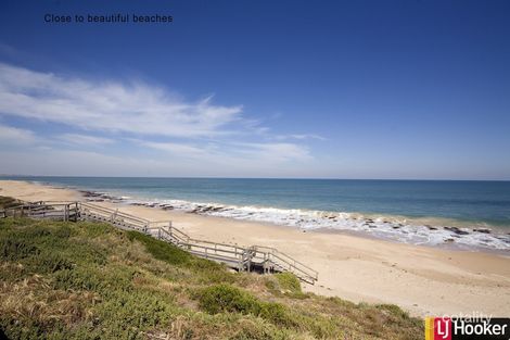 Property photo of 6 Armstrong Street Halls Head WA 6210