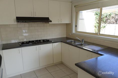 Property photo of 2/130 Lower Dandenong Road Parkdale VIC 3195