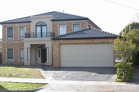 Property photo of 1 Barbara Avenue Glen Waverley VIC 3150