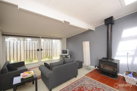 Property photo of 1/3 Holden Court St Leonards VIC 3223