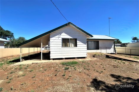 Property photo of 39 Molesworth Street Hillston NSW 2675