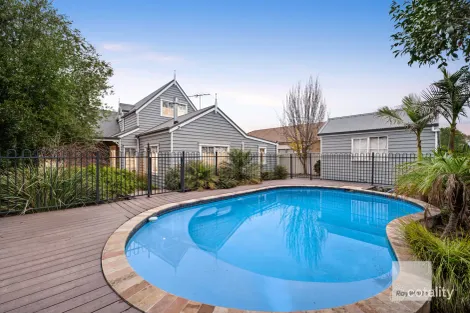 Property photo of 19 Scottsdale Court Craigieburn VIC 3064