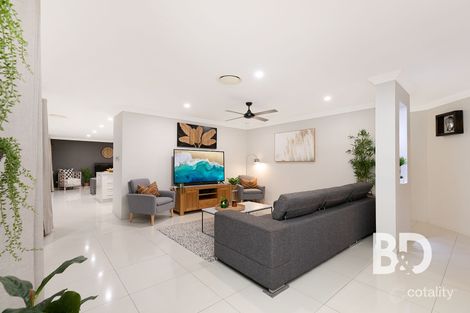 Property photo of 4 Cootamundra Crescent Narangba QLD 4504