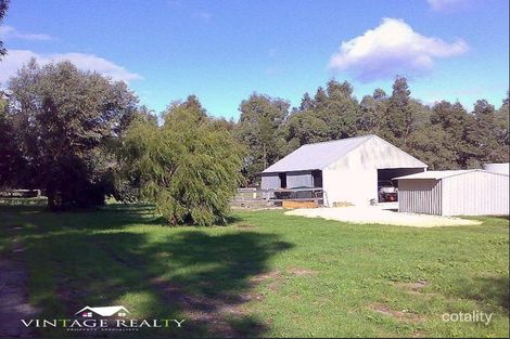 Property photo of 33 Stockmans Close Oakford WA 6121