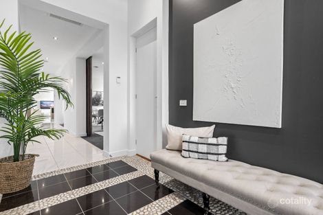 Property photo of 29 Shoalwater Drive Waterways VIC 3195