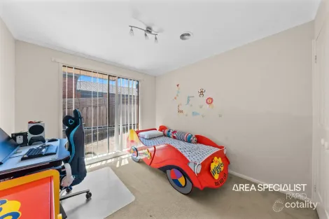 Property photo of 14 Nirringa Drive Hampton Park VIC 3976