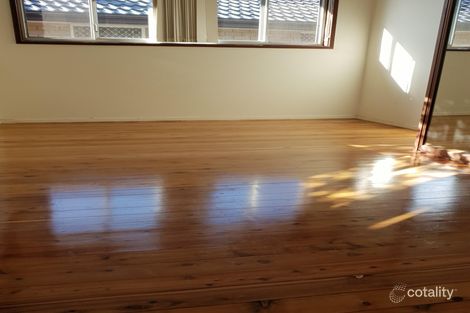 Property photo of 8 Simone Crescent Casula NSW 2170