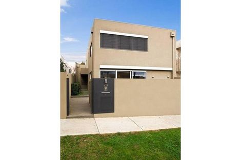 Property photo of 28 Cloverdale Avenue Toorak VIC 3142