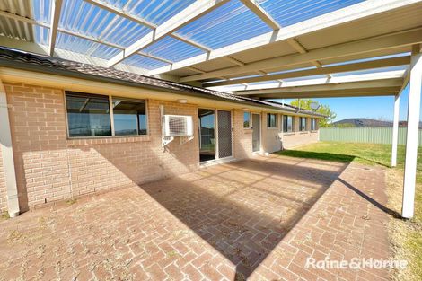 Property photo of 20 Sapphire Crescent Kelso NSW 2795