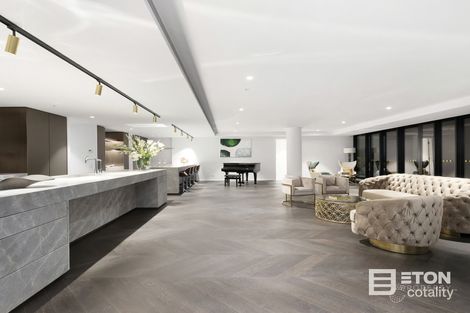 8/20 Queens Rd, Melbourne, VIC 3004