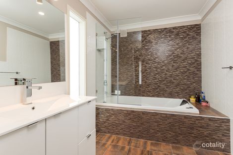 Property photo of 2 Seladon Avenue Wallsend NSW 2287