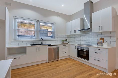 4 Kolapore Ave, Largs North, SA 5016