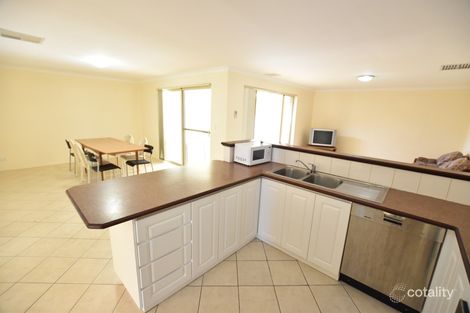 Property photo of 9/12 Kaliamba Court Cannington WA 6107
