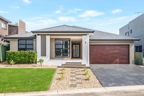 Property photo of 3 Maxwell Place Abbotsbury NSW 2176