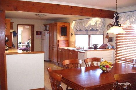 Property photo of 6 Phoebe Court St Helena VIC 3088