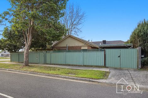 Property photo of 42 Pound Road Hampton Park VIC 3976