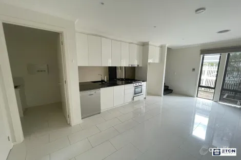 Property photo of 1/100 Enterprise Drive Bundoora VIC 3083