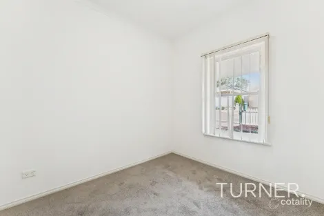Property photo of 6 Lakeside Court Greenwith SA 5125