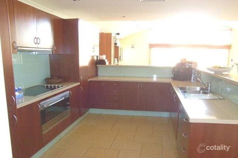 Property photo of 10 Jacaranda Drive Georges Hall NSW 2198