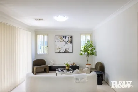 Property photo of 24 Matthews Square Ingleburn NSW 2565