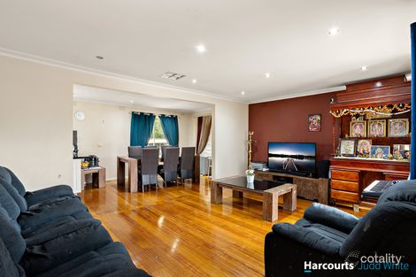 Property photo of 11 Louise Court Glen Waverley VIC 3150