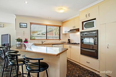 Property photo of 6 Aitken Drive Delahey VIC 3037