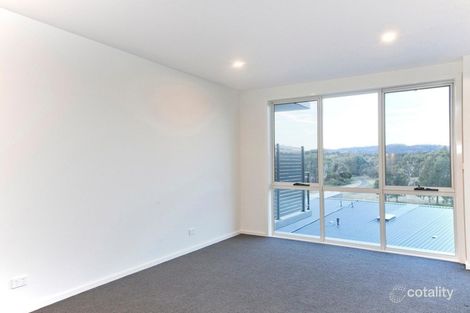 Property photo of 84/1 Limburg Way Greenway ACT 2900