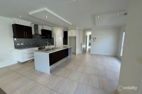 Property photo of 1 Nanworen Crescent Bell Park VIC 3215