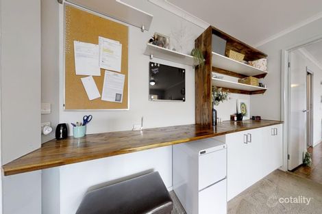 16 St George Park Dr, Kangaroo Flat, VIC 3555