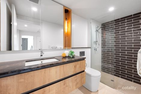 Property photo of 5/15 Roseglen Street Greenslopes QLD 4120