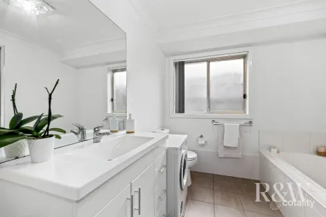 Property photo of 19 Blain Road Spring Farm NSW 2570