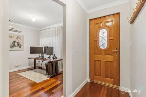 Property photo of 18 Cornish Crescent Manning WA 6152