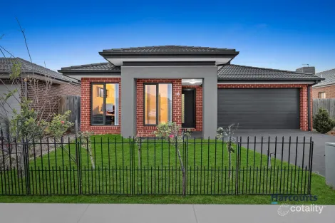 Property photo of 32 Beagle Street Tarneit VIC 3029