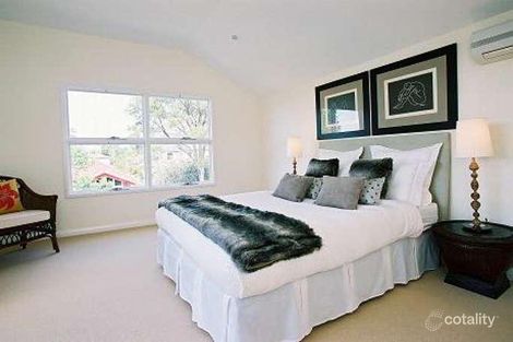 Property photo of 9 Raeburn Avenue Castlecrag NSW 2068