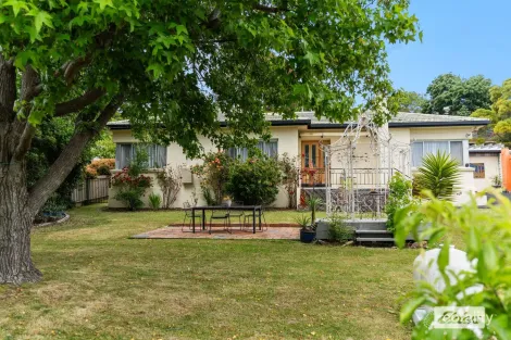 16 William St, Ulverstone, TAS 7315