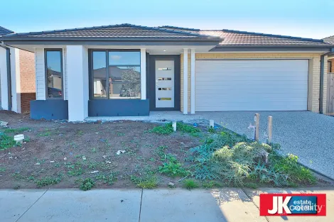 32 Semolina St, Manor Lakes, VIC 3024