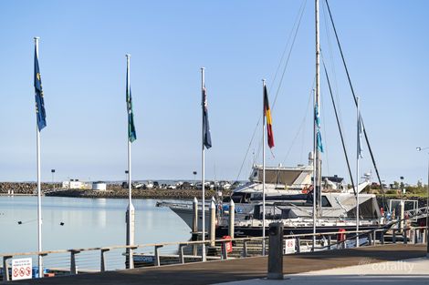 Property photo of 413/33 Quay Boulevard Werribee South VIC 3030