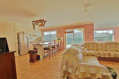 Property photo of 8 Queens View Crescent Lawson NSW 2783