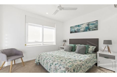 Property photo of 402/19 Winston Street Coolangatta QLD 4225