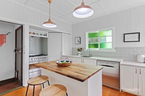 Property photo of 99 Uplands Terrace Wynnum QLD 4178